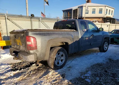 2008 Chevrolet Silverado K1500 z USA, uszkodzony, nr VIN 2GCEK19C581185181